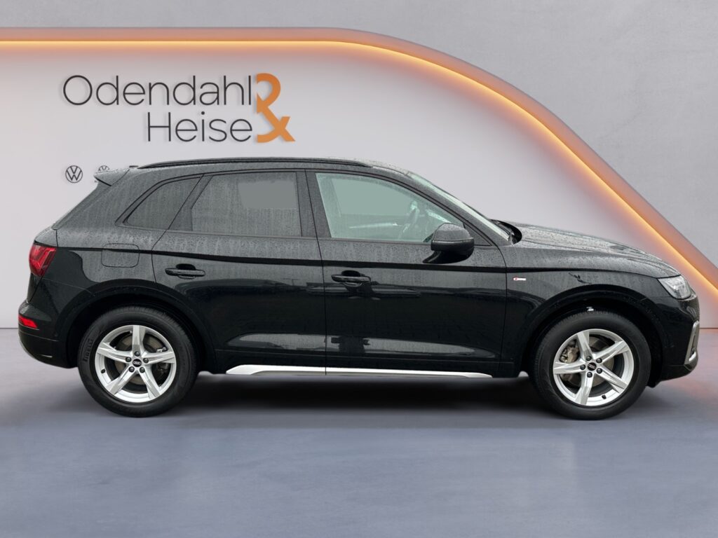 Audi Q5 Exposé-Bild 6