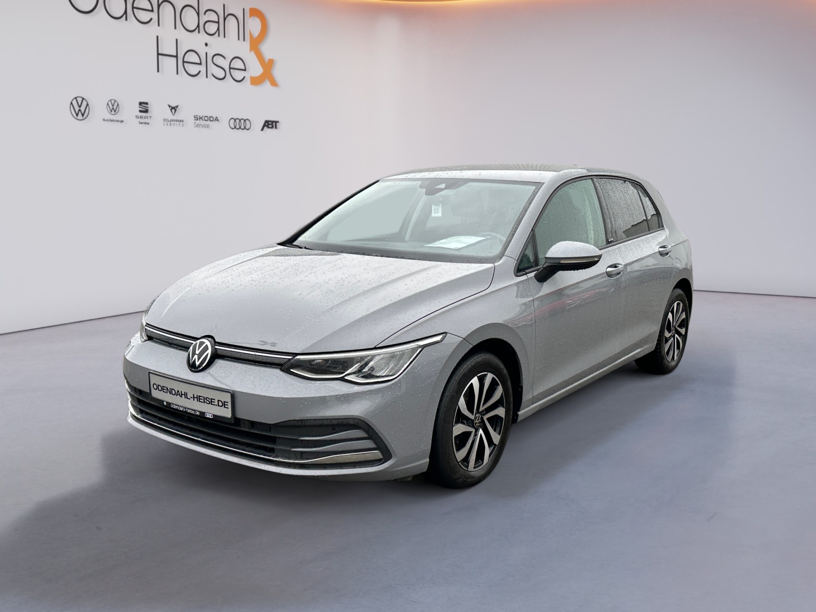 VW Golf Exposé-Bild 1