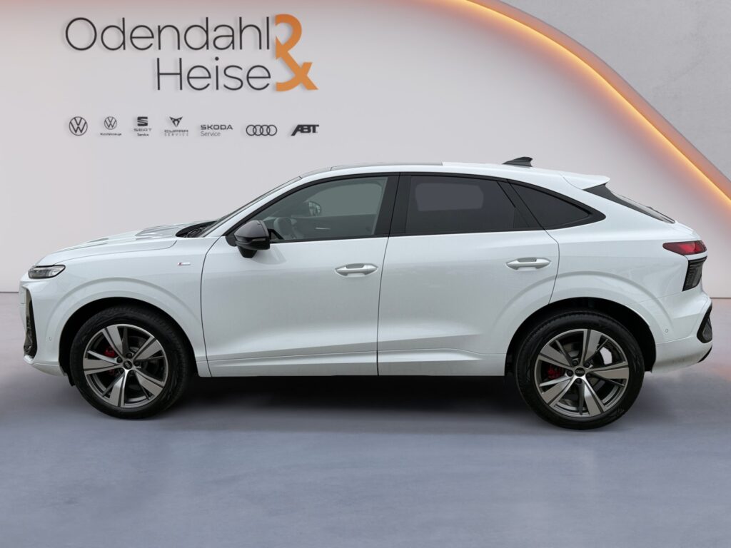 Audi Q3 Exposé-Bild 2
