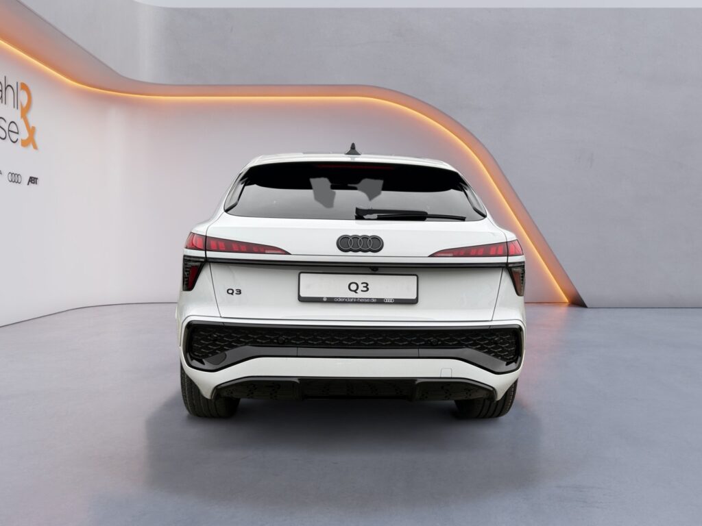 Audi Q3 Exposé-Bild 4