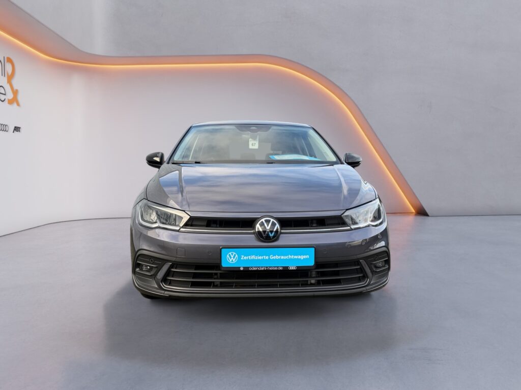 VW Polo Exposé-Bild 8