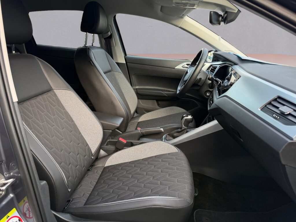 VW Polo Exposé-Bild 15