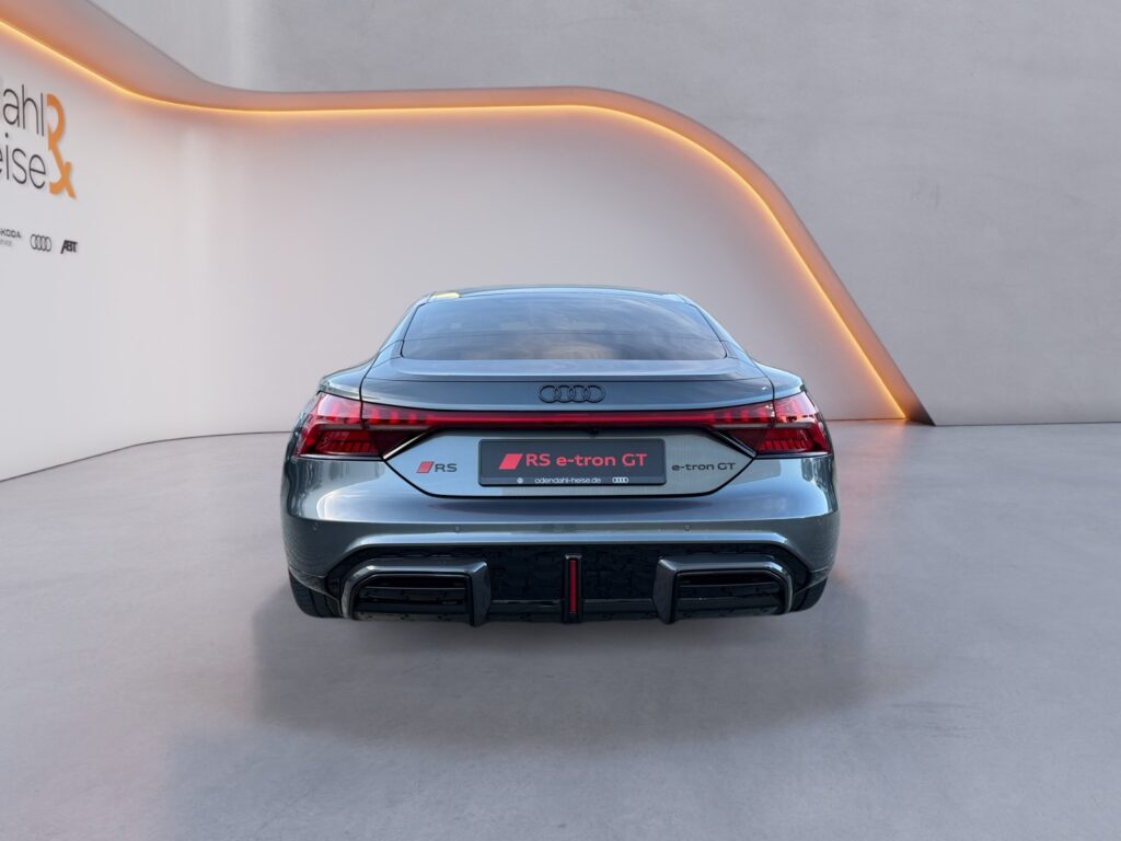 Audi RS e-tron GT Exposé-Bild 4