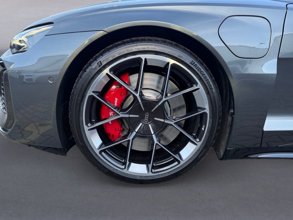 Audi RS e-tron GT Exposé-Bild 14