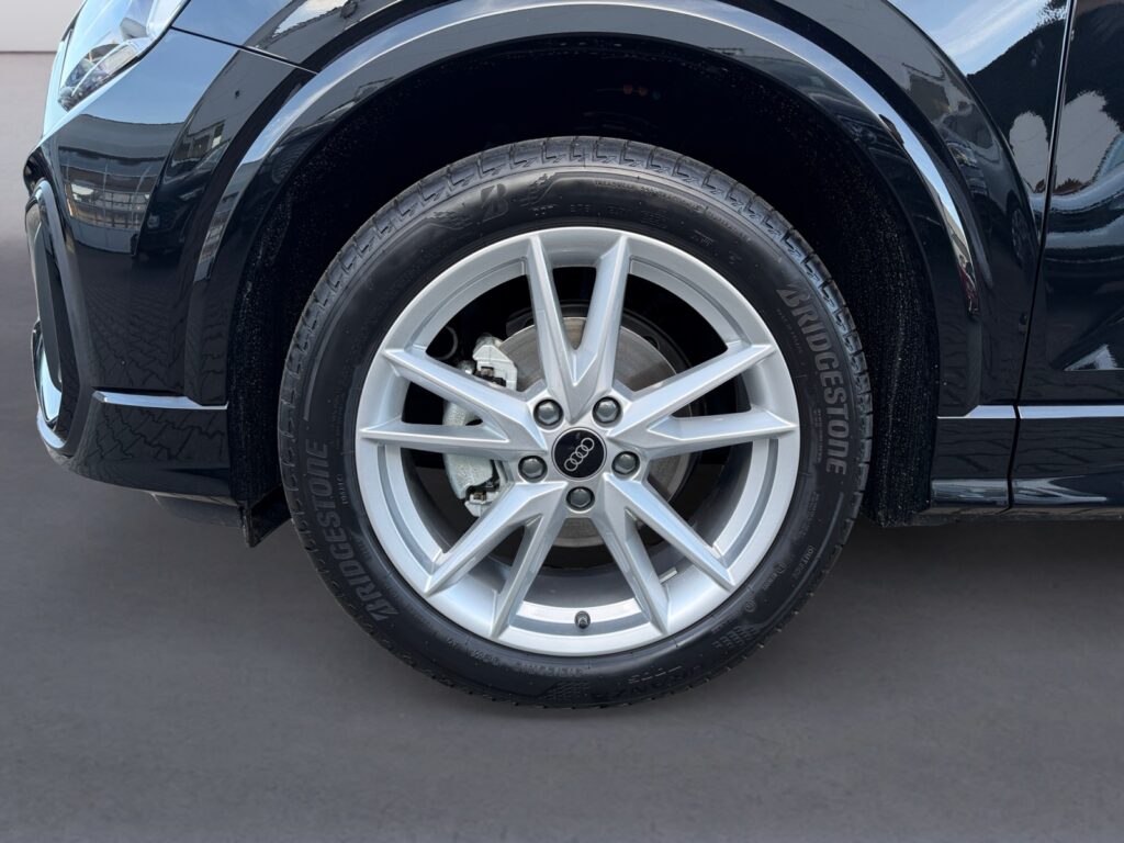 Audi Q2 Exposé-Bild 14