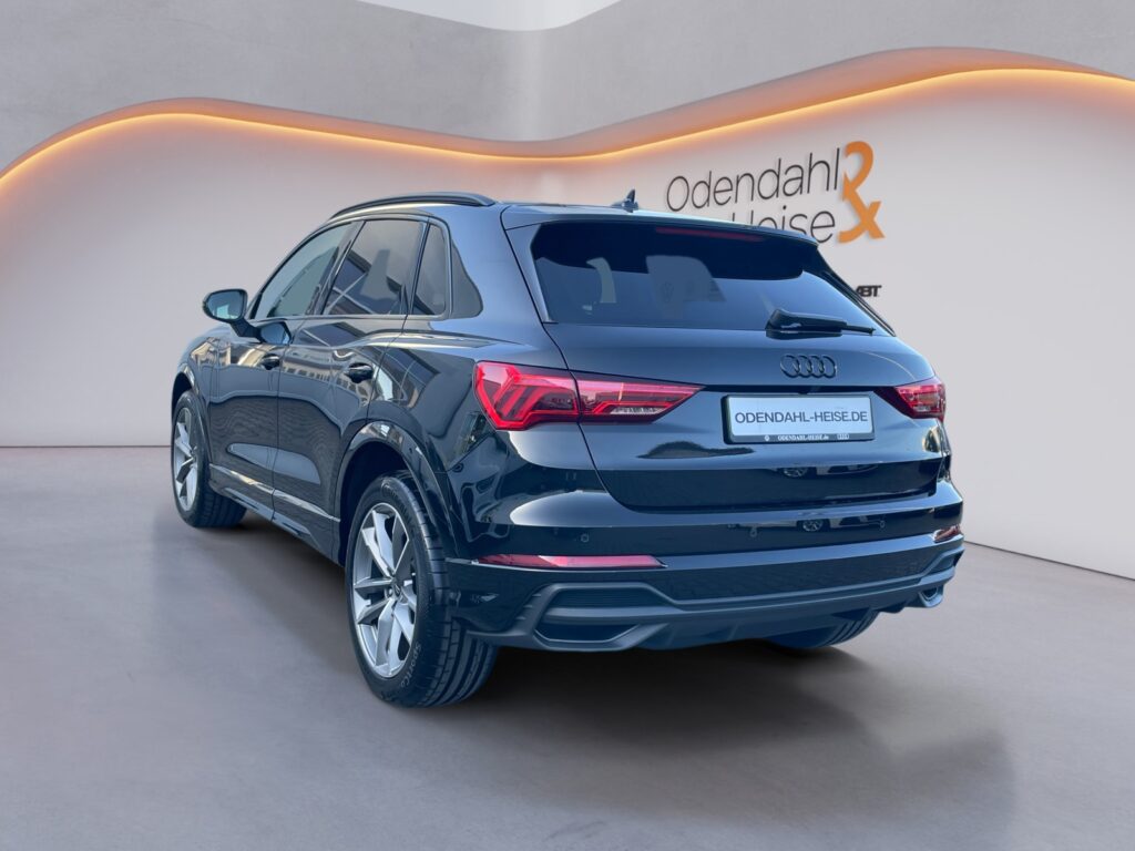 Audi Q3 Exposé-Bild 3