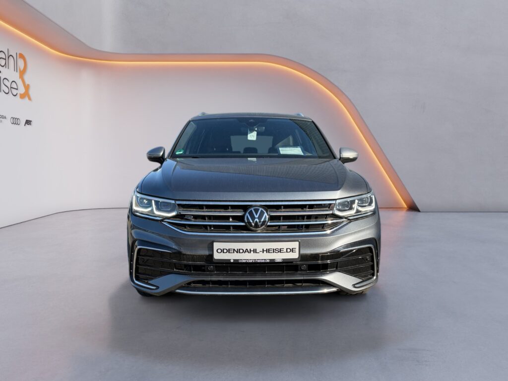 VW Tiguan Allspace Exposé-Bild 8