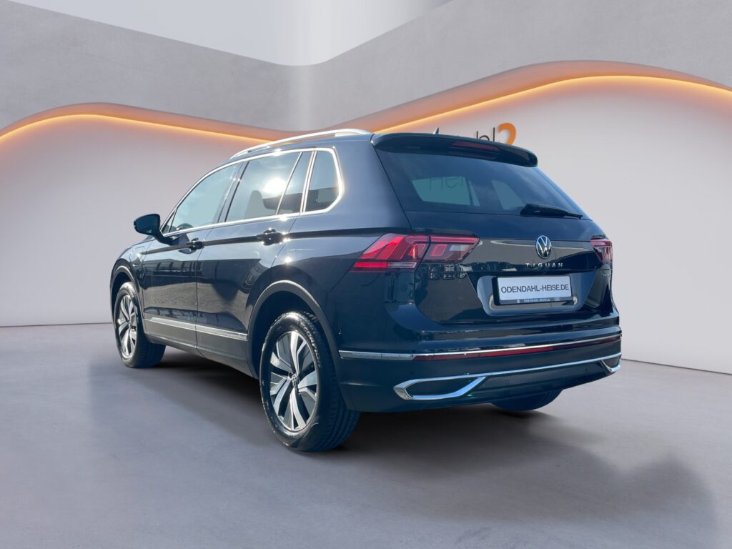 VW Tiguan Exposé-Bild 3