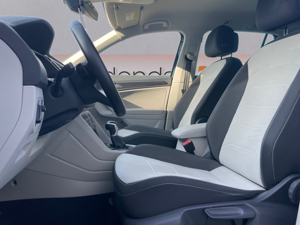 VW Tiguan Exposé-Bild 9