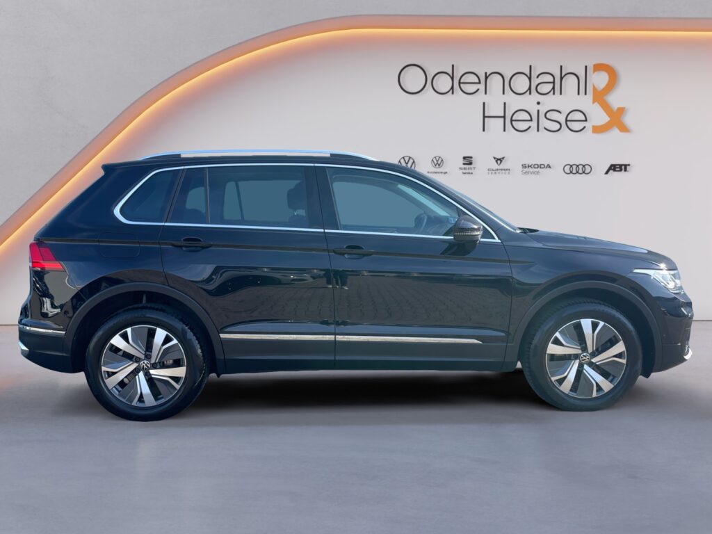 VW Tiguan Exposé-Bild 6