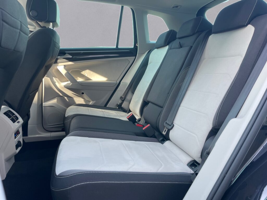 VW Tiguan Exposé-Bild 13