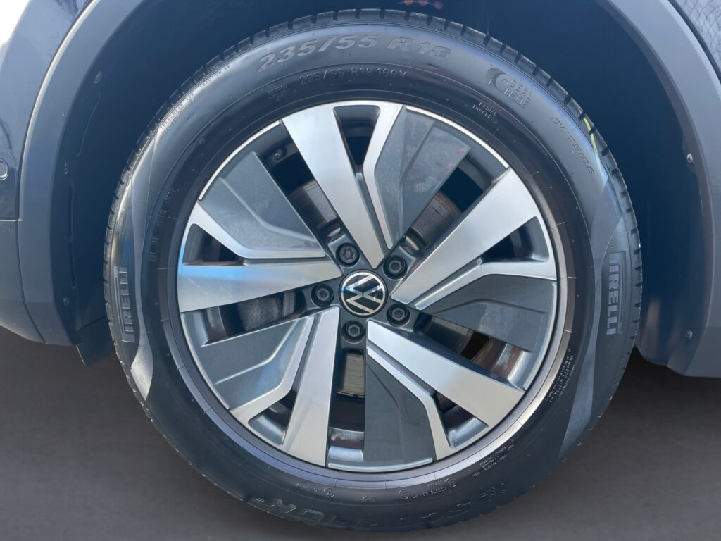 VW Tiguan Exposé-Bild 14