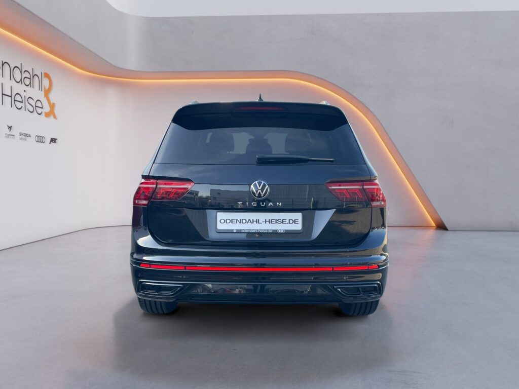 VW Tiguan Allspace Exposé-Bild 4