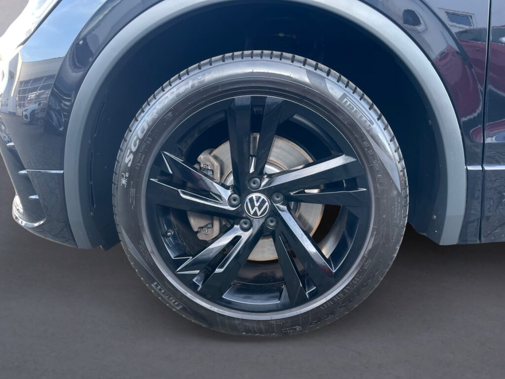 VW Tiguan Allspace Exposé-Bild 14