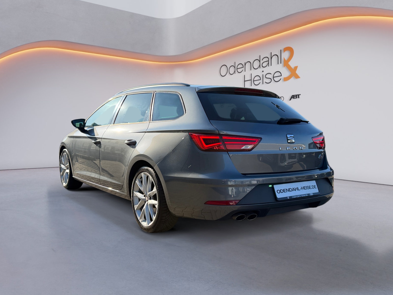 Seat Leon Exposé-Bild 3