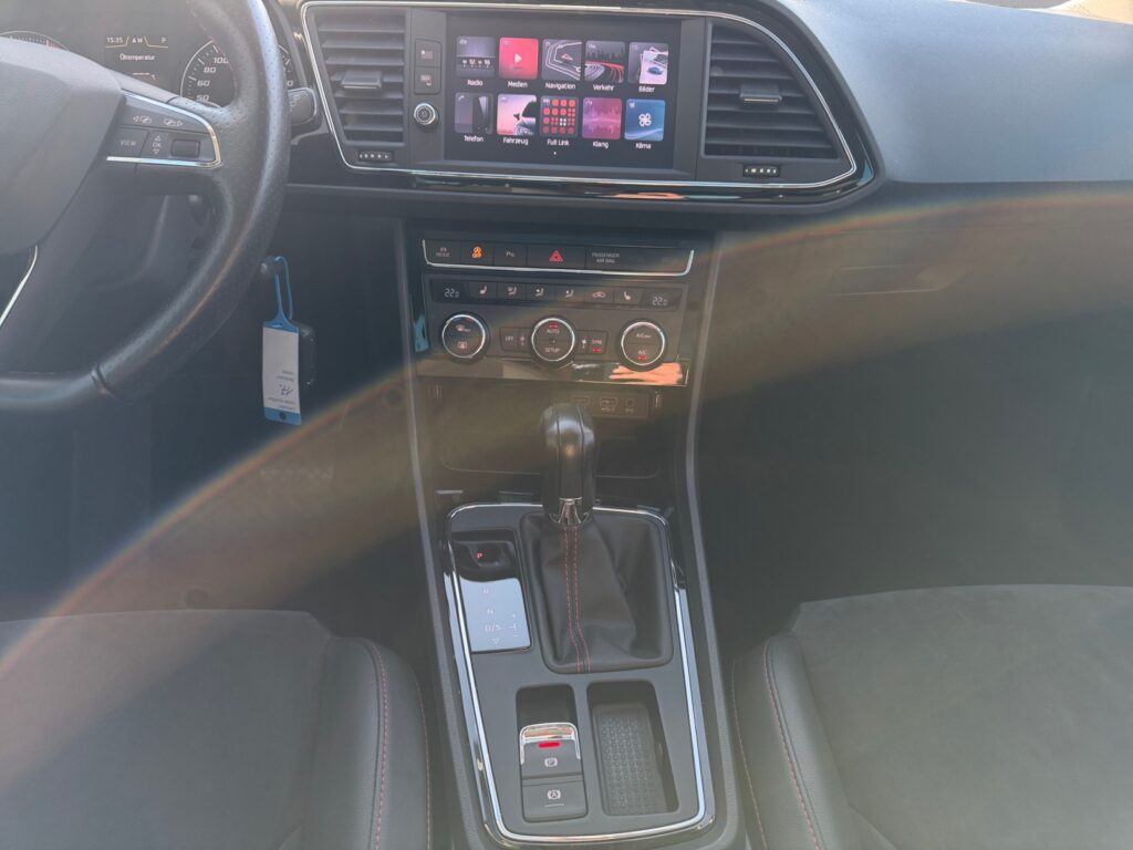 Seat Leon Exposé-Bild 11