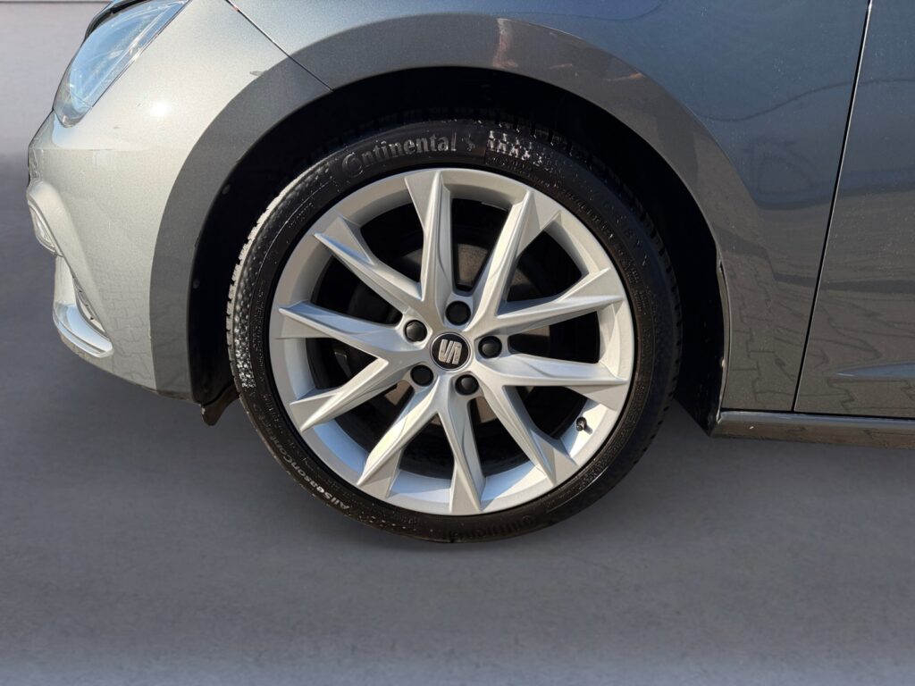 Seat Leon Exposé-Bild 14