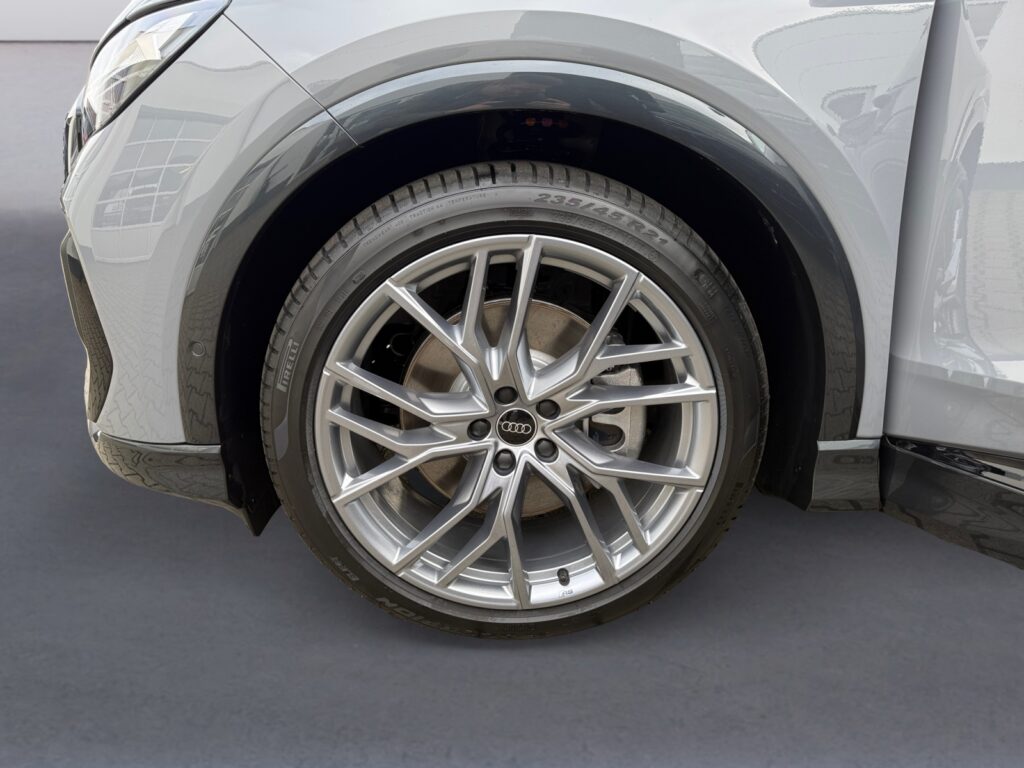 Audi Q4 e-tron Exposé-Bild 14