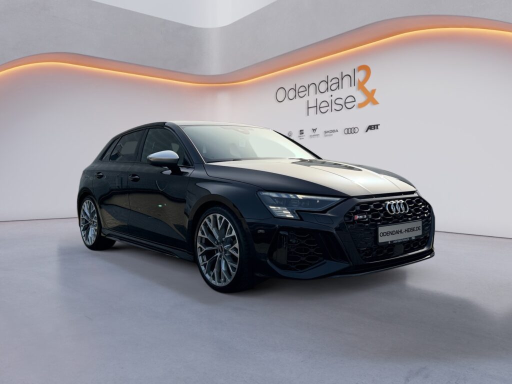 Audi RS3 Exposé-Bild 7
