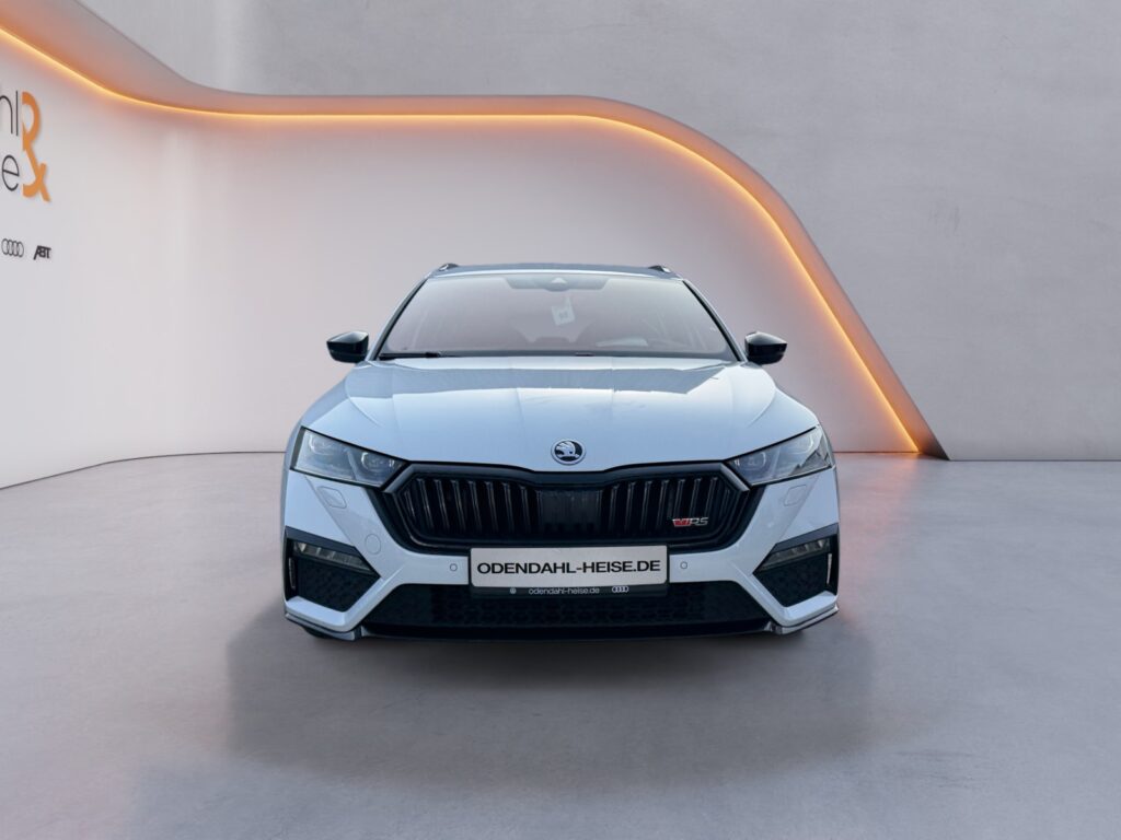 Skoda Octavia Exposé-Bild 8