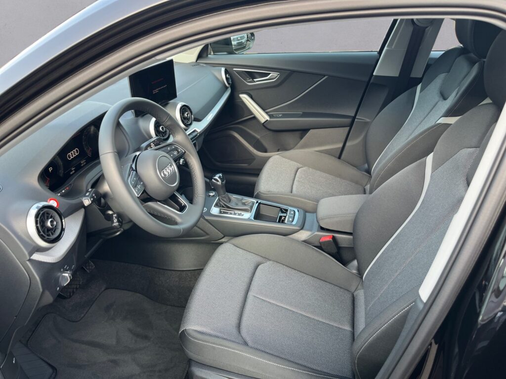 Audi Q2 Exposé-Bild 9