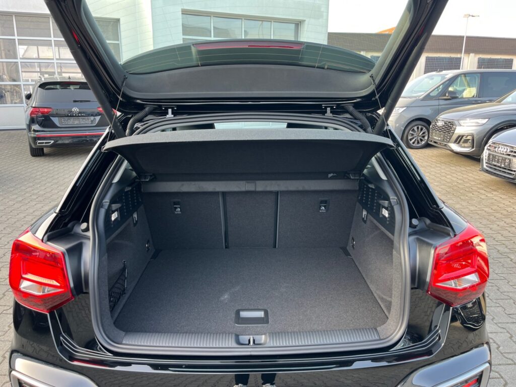 Audi Q2 Exposé-Bild 16