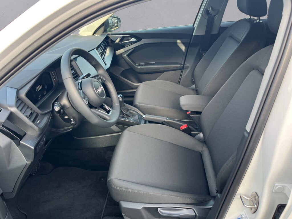 Audi A1 Exposé-Bild 9