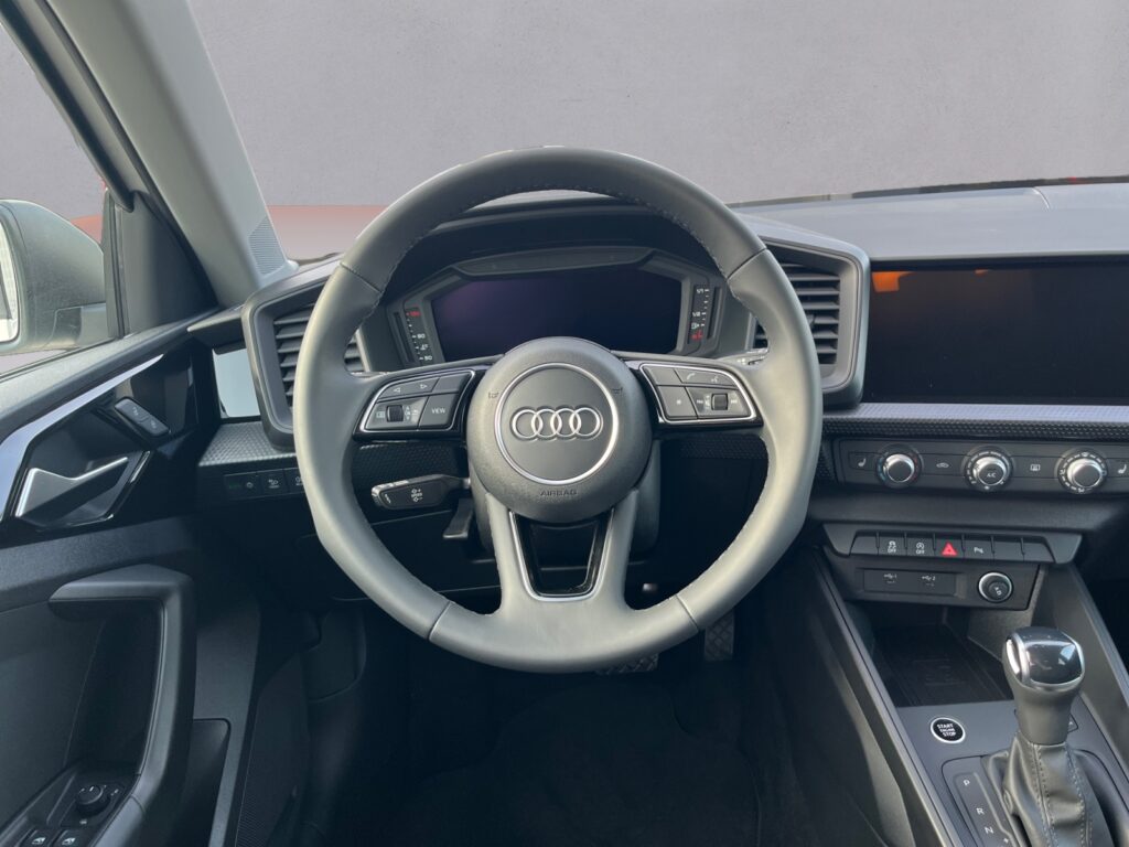 Audi A1 Exposé-Bild 12