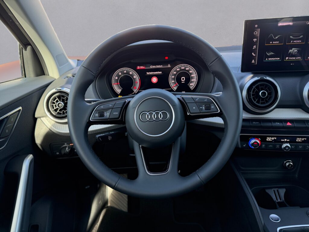 Audi Q2 Exposé-Bild 12