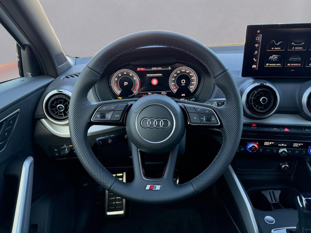 Audi Q2 Exposé-Bild 12