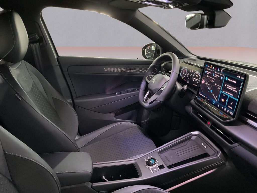 VW T-Roc Exposé-Bild 16