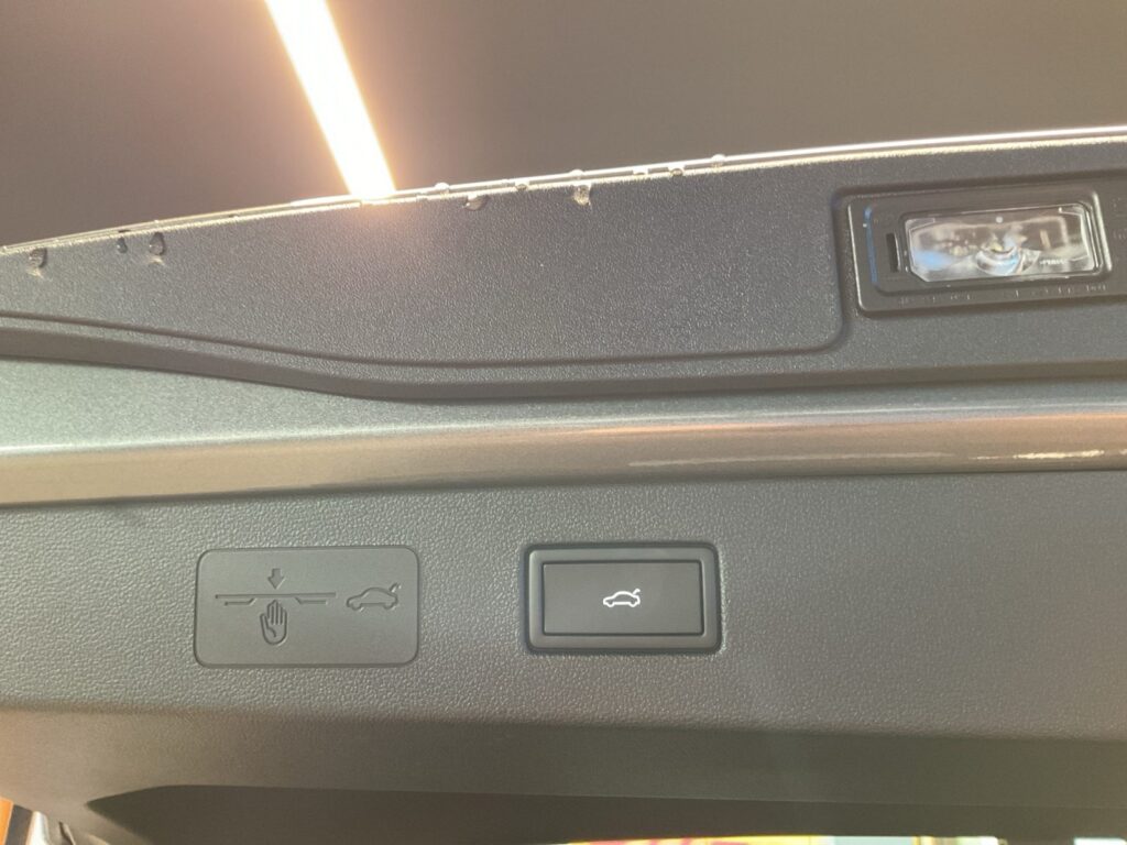 VW T-Roc Exposé-Bild 19