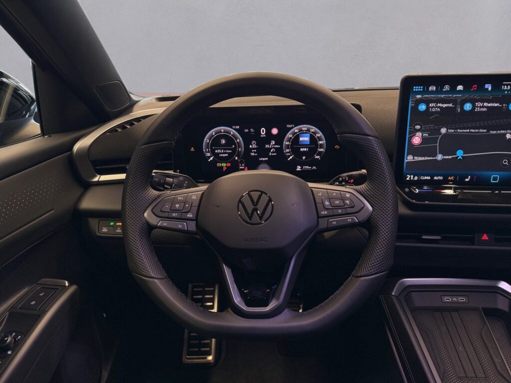 VW T-Roc Exposé-Bild 12