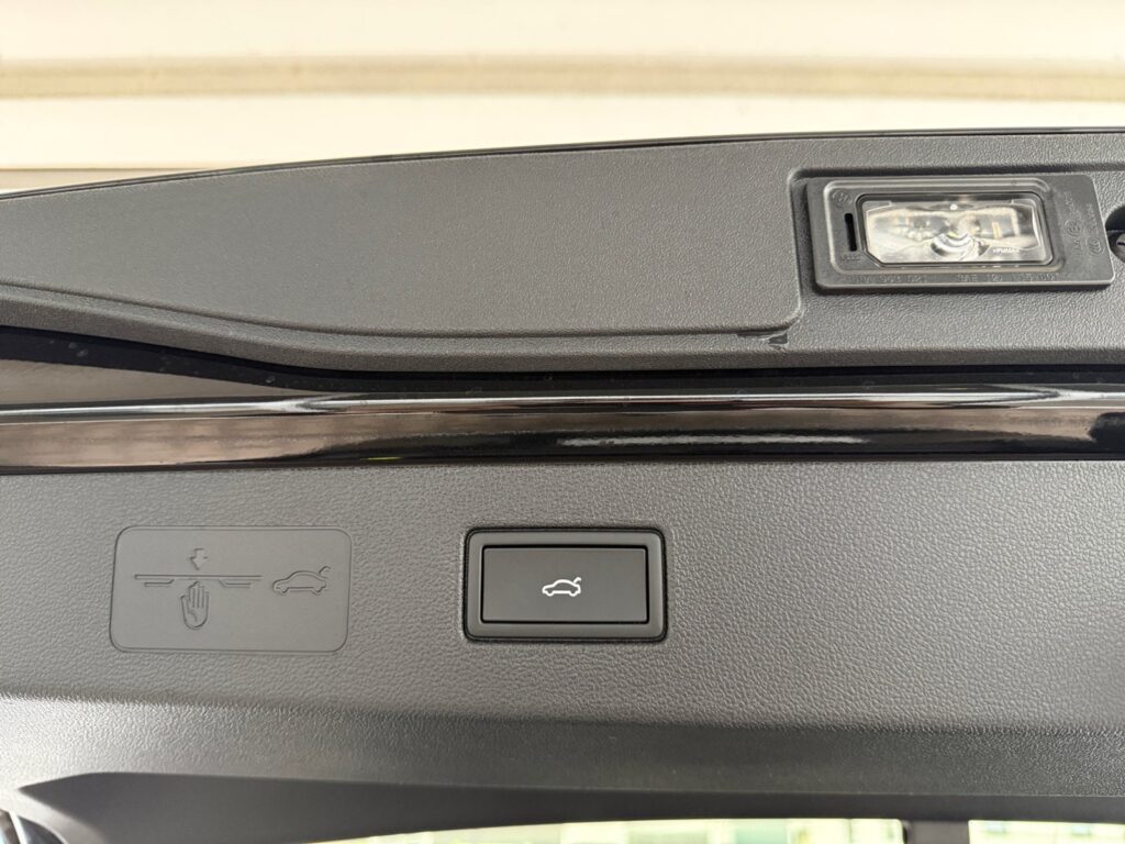 VW T-Roc Exposé-Bild 20