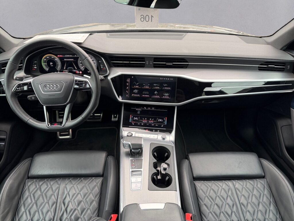 Audi A6 Exposé-Bild 10