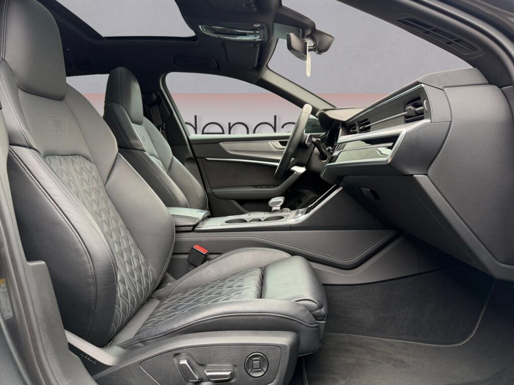 Audi A6 Exposé-Bild 15