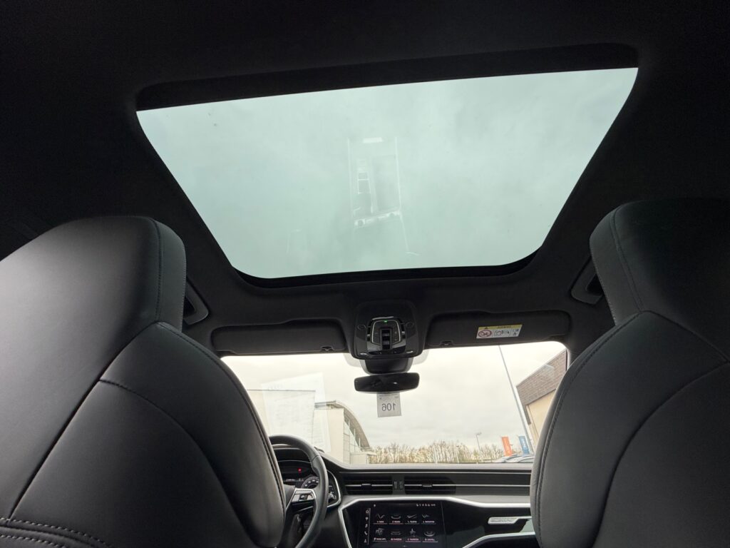 Audi A6 Exposé-Bild 16