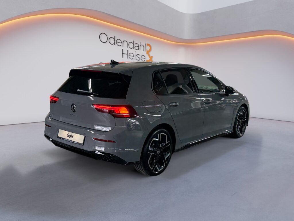 VW Golf Exposé-Bild 5