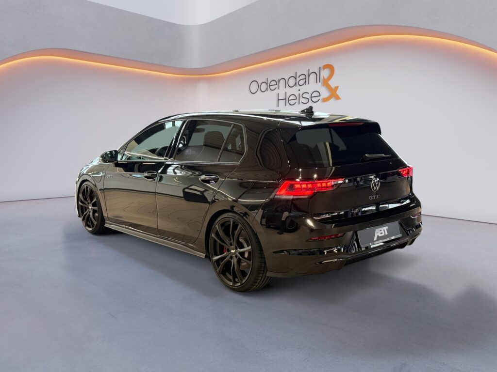 VW Golf Exposé-Bild 3