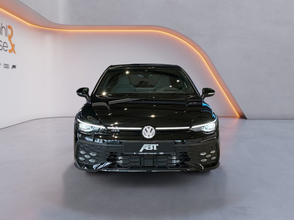 VW Golf Exposé-Bild 8