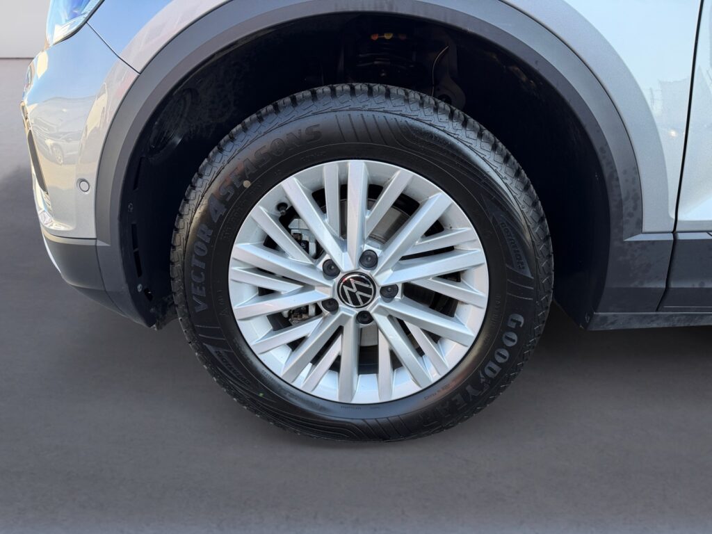 VW T-Roc Exposé-Bild 14