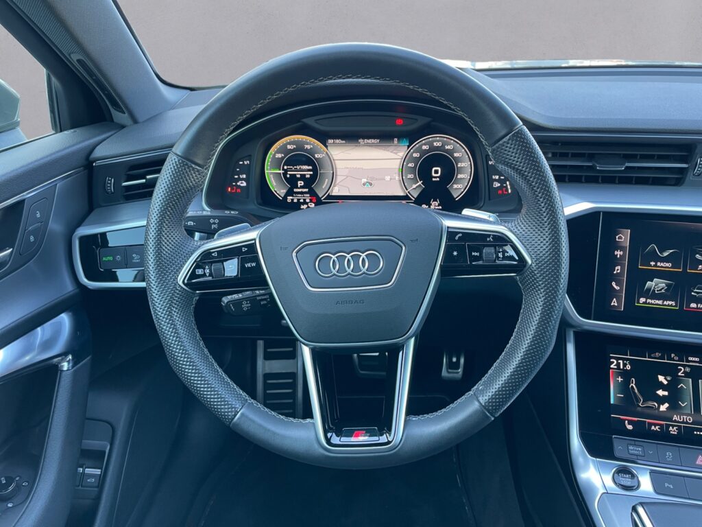 Audi A6 Exposé-Bild 12