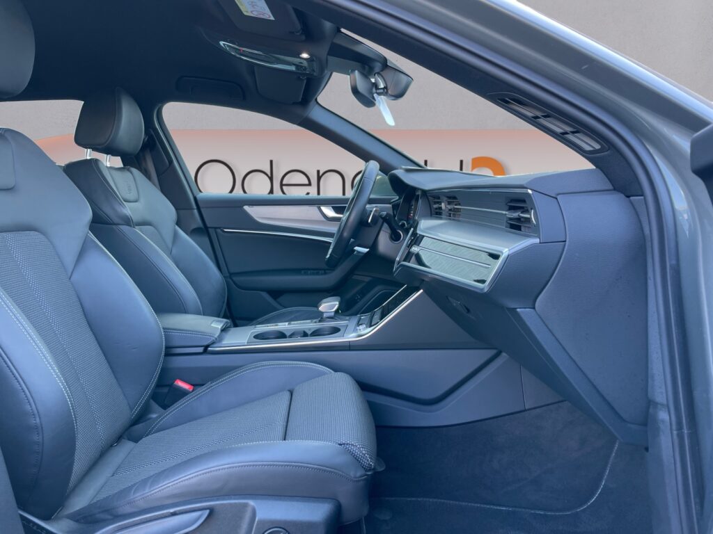 Audi A6 Exposé-Bild 15