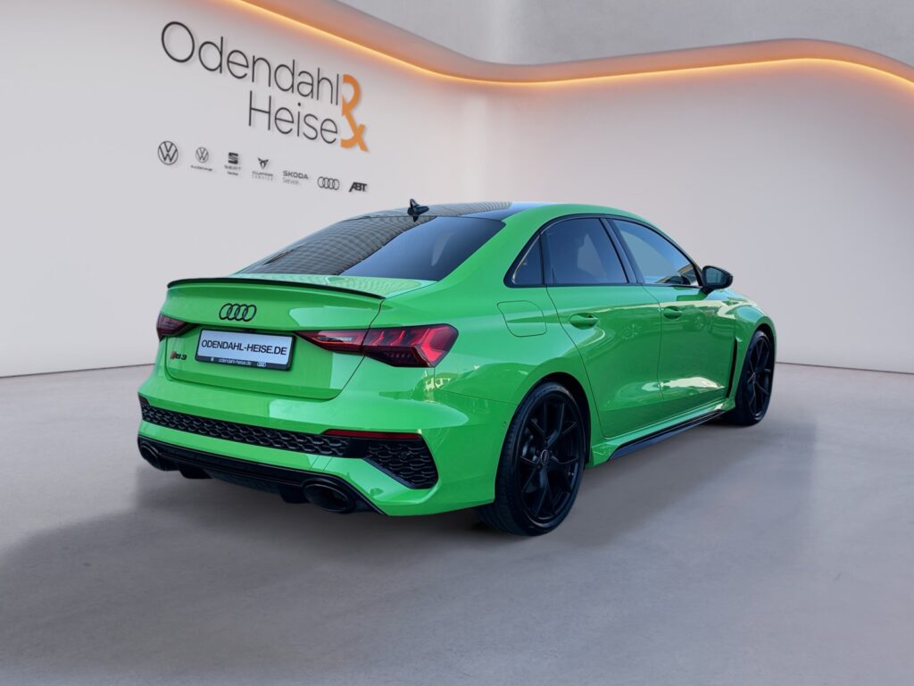Audi RS3 Exposé-Bild 5