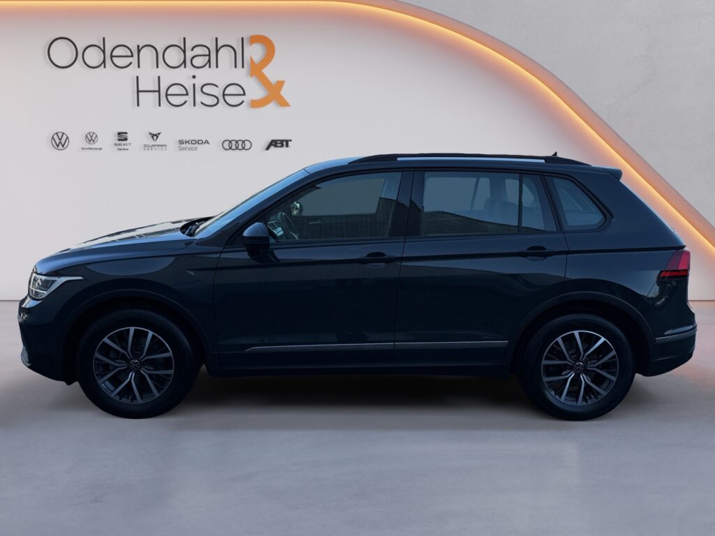 VW Tiguan Exposé-Bild 2