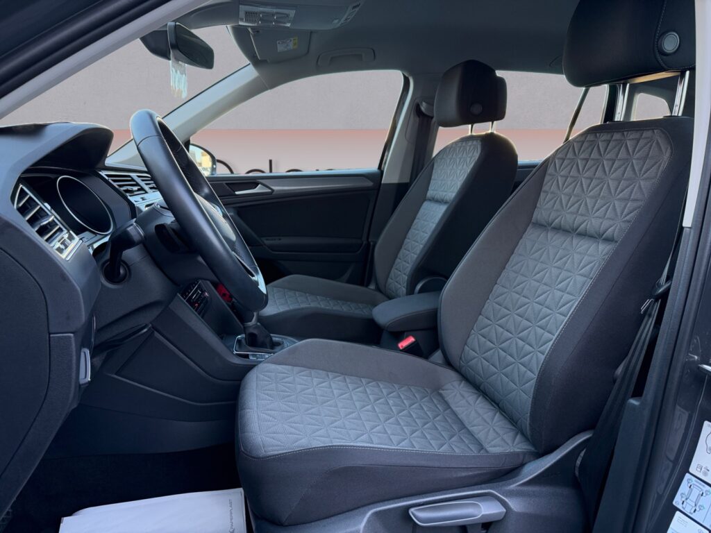 VW Tiguan Exposé-Bild 9