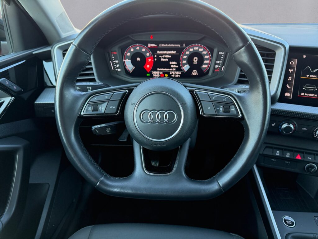 Audi A1 Exposé-Bild 12