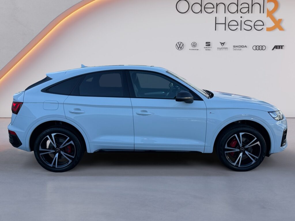Audi Q5 Exposé-Bild 6