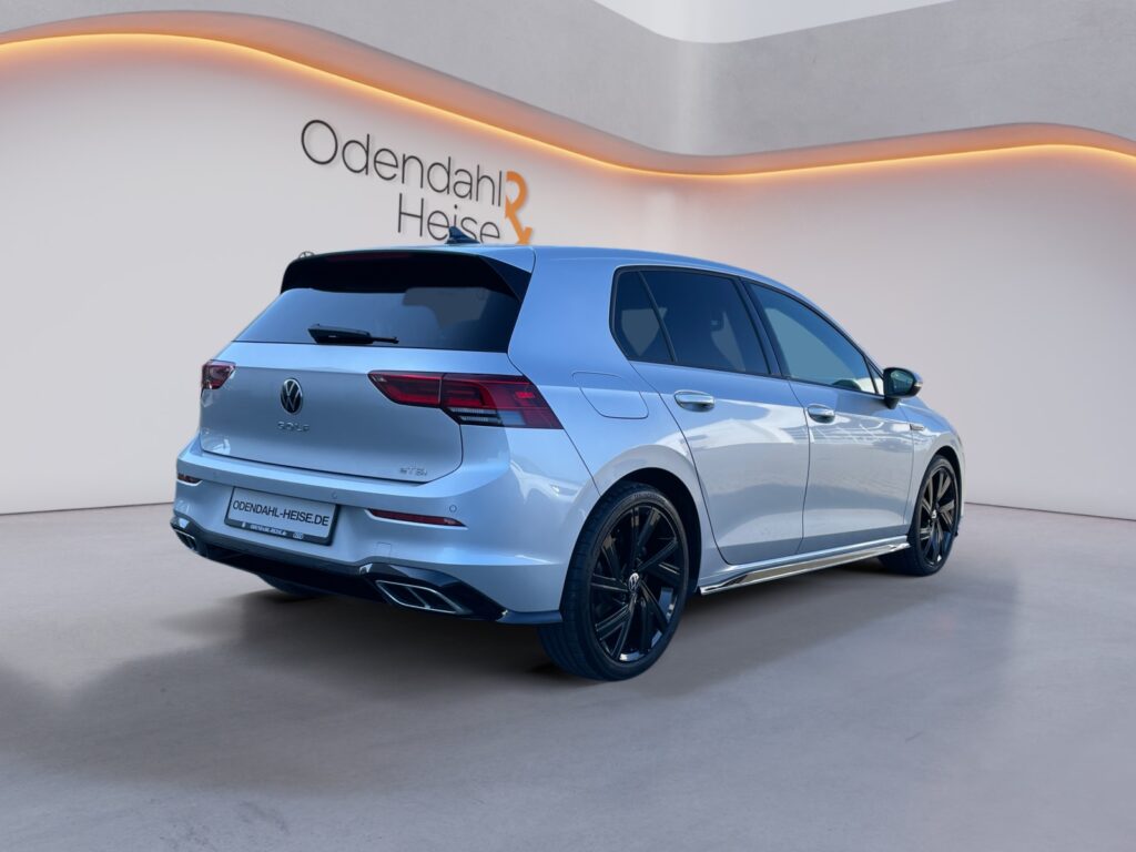 VW Golf Exposé-Bild 5