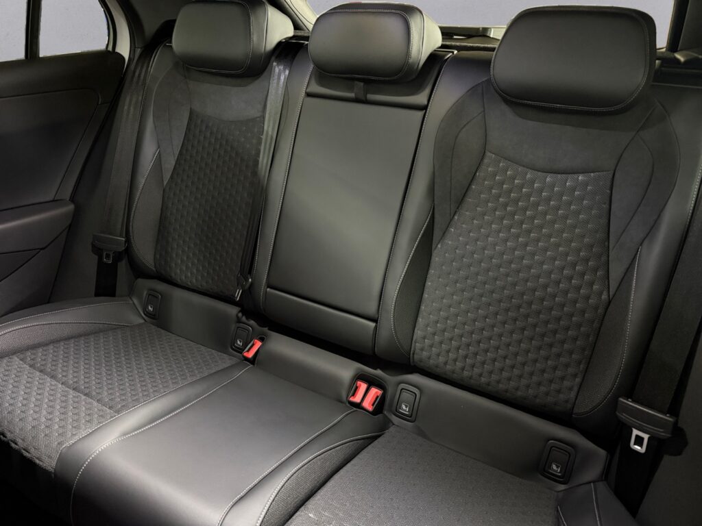 VW T-Roc Exposé-Bild 13